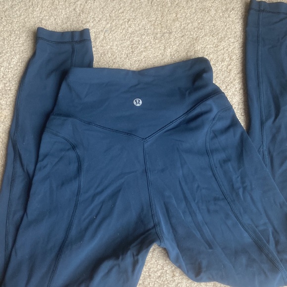 *Limited Edition* Lululemon pushing limits 25 - Picture 2 of 4